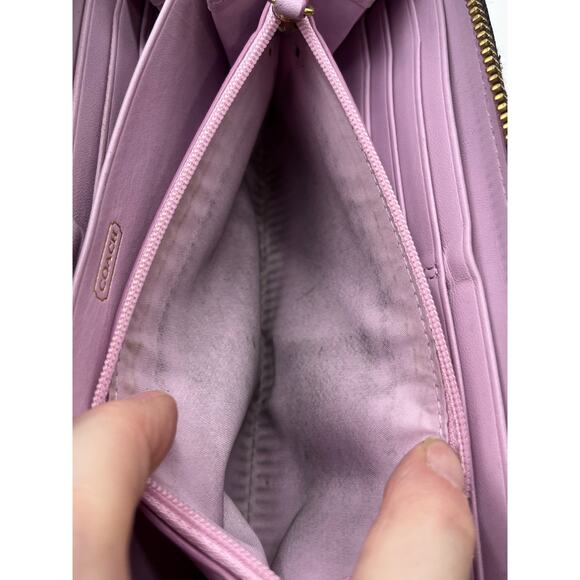 Coach Vintage Black Gold Tone Horse Carriage Patent Leather‎ Purple Lined Wallet - Picture 8 of 9